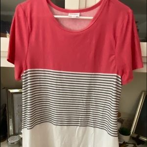 Lularoe Melissa top